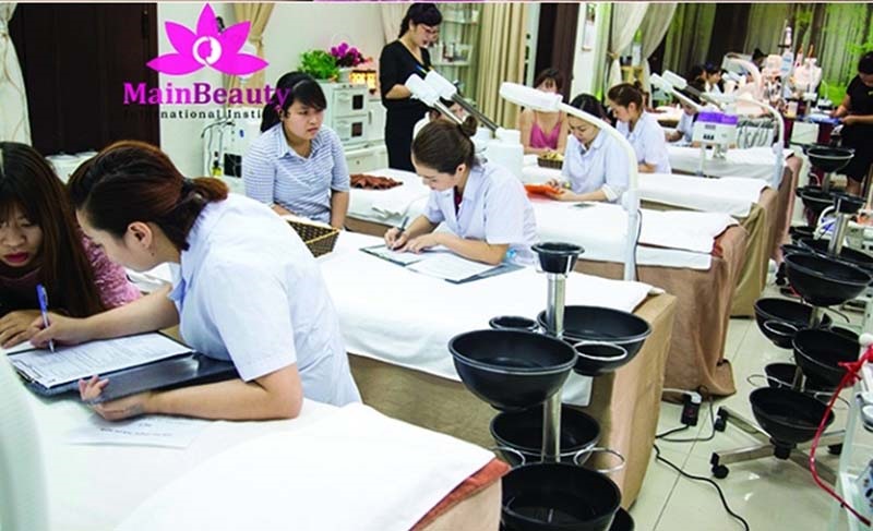 Học spa ở đâu tốt nhất TP HCM? Top 10 địa chỉ nổi tiếng